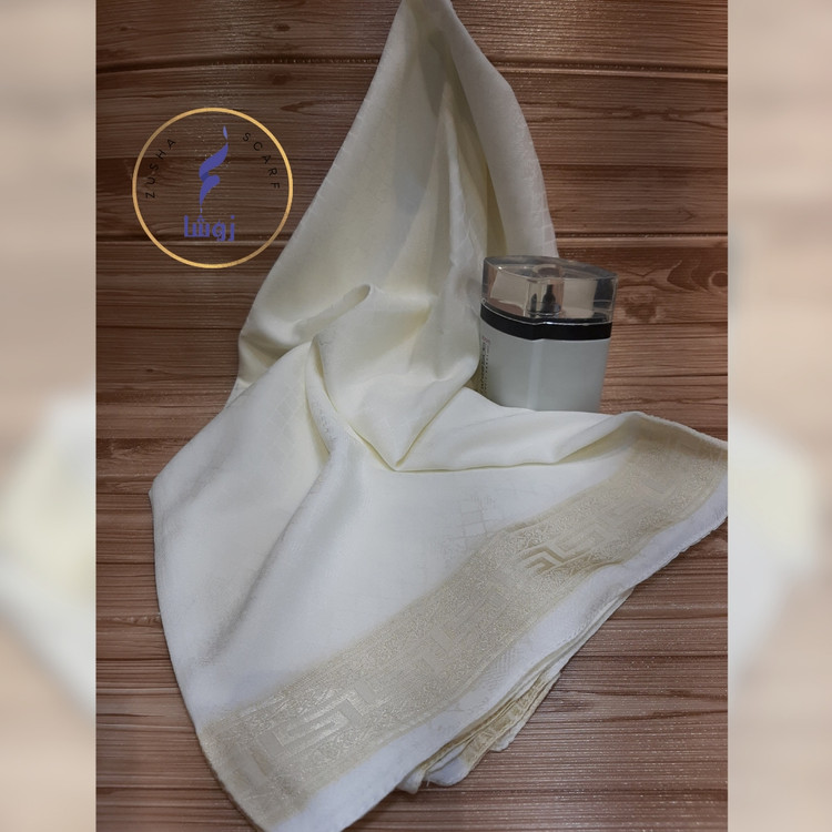 روسری ابریشمی