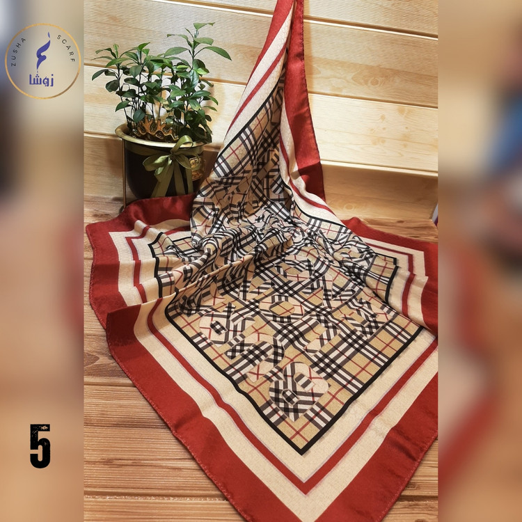 مینی اسکارف طرح دار